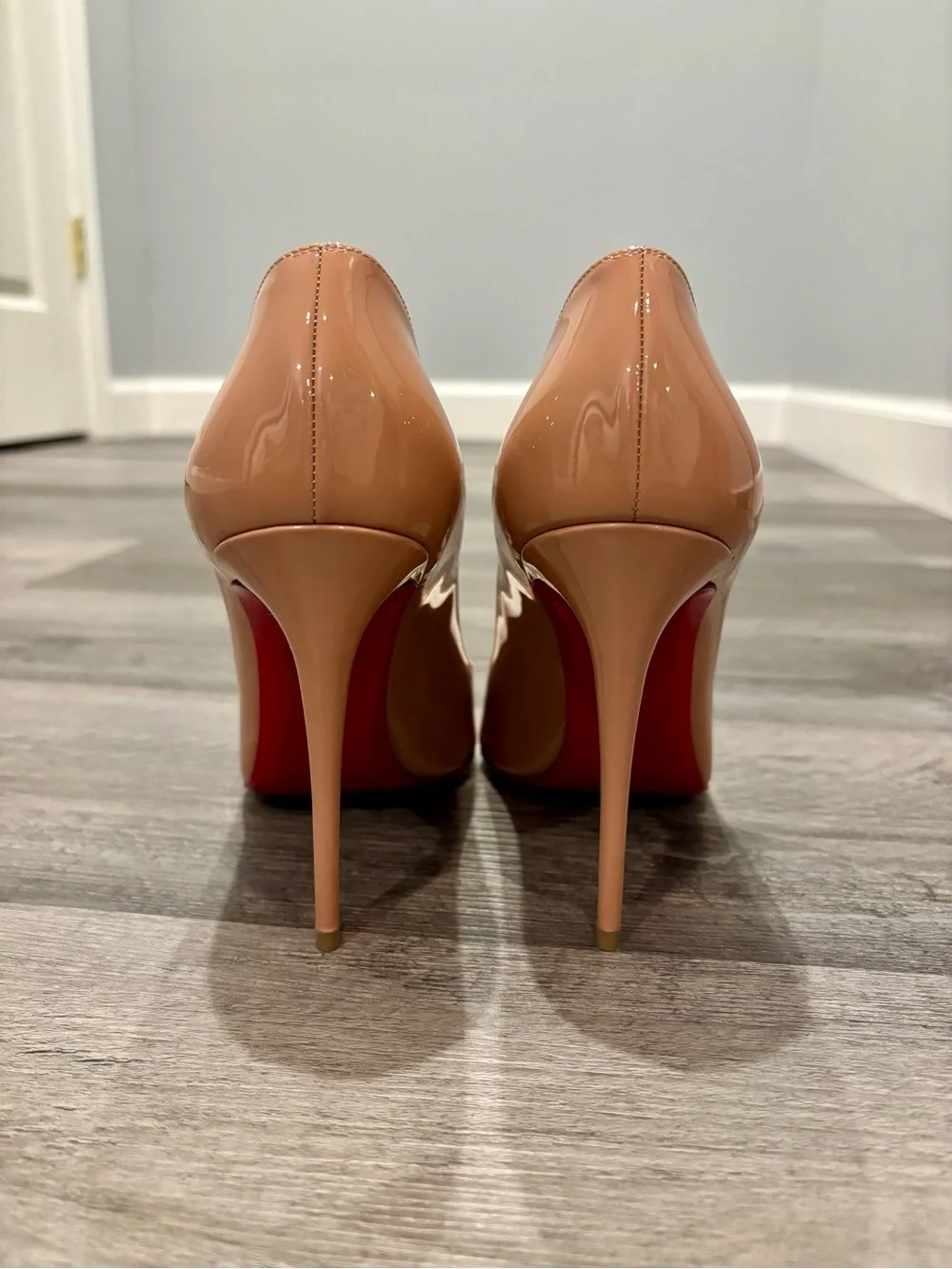 Christian Louboutin Pigalle Follies 100 Nude Patent Heels Size 38